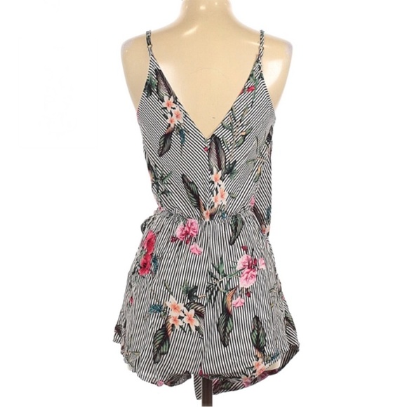 Dress forum wrap front shorts romper floral & stripe girly vacation boho resort - Picture 4 of 14